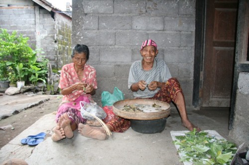 Quotidien le travail des femmes à Culik Bali 3
