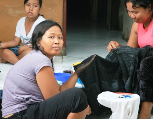 Quotidien le travail des femmes à Culik Bali