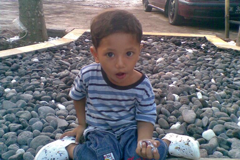 Nengah Galang Pra Yoga Nengah Galang Pra Yoga