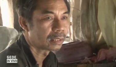 Les fous à Bali : les enchaînés