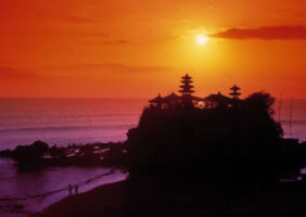 Tanah Lot; Bali, Indonésie