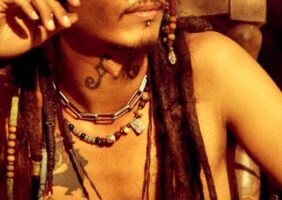 James Rock van Gili (Oki Sadewa)