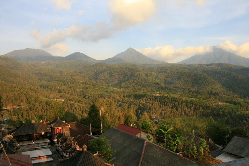 Munduk-Bali-Natasha von Geldern