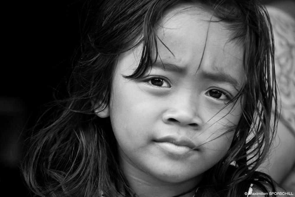 She knows the pose - BALI, 2014 - Maximilien SPORSCHILL