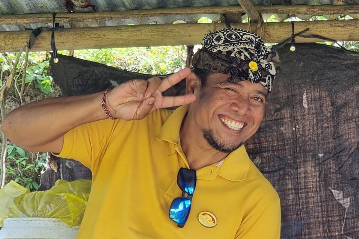Gede Riasa alias Gery, guide francophone à Bali et Java-Est Balisolo (6) - Copie