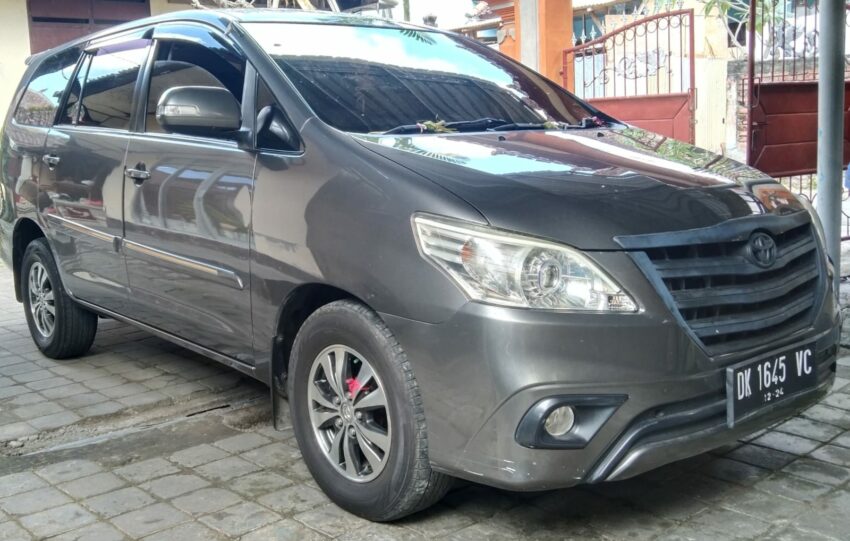 voiture climatisée de Herry Kristiano chauffeur anglophone balisolo